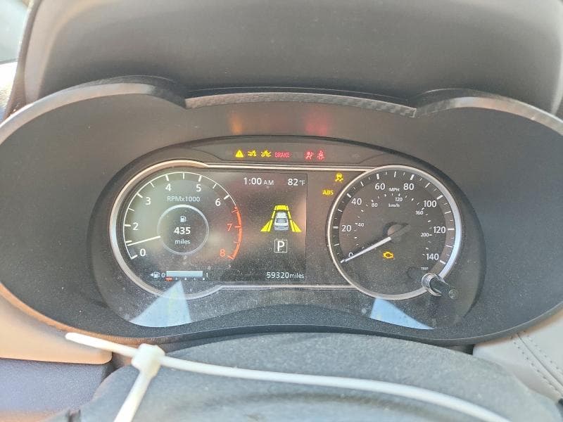 2020 NISSAN VERSA SV SV 9