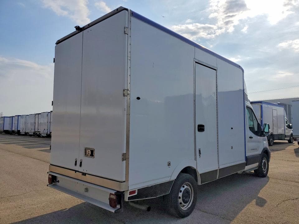 2020 FORD TRANSIT DELIVERY TRUCK 3