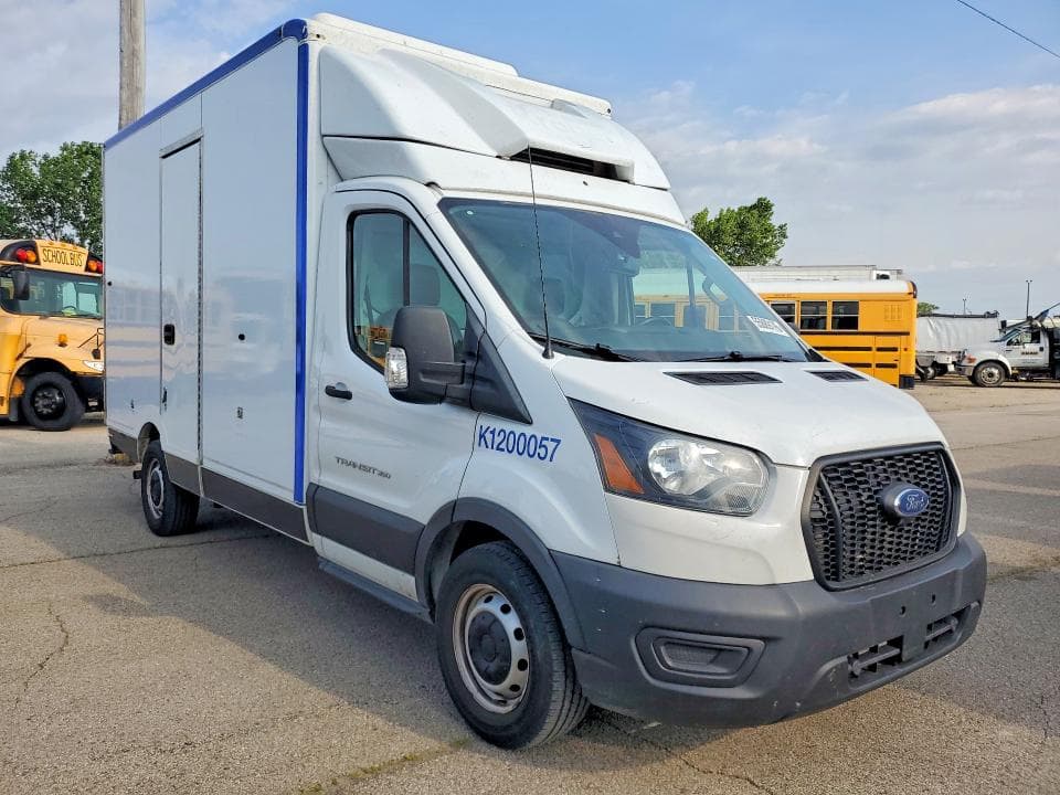 2020 FORD TRANSIT DELIVERY TRUCK 4