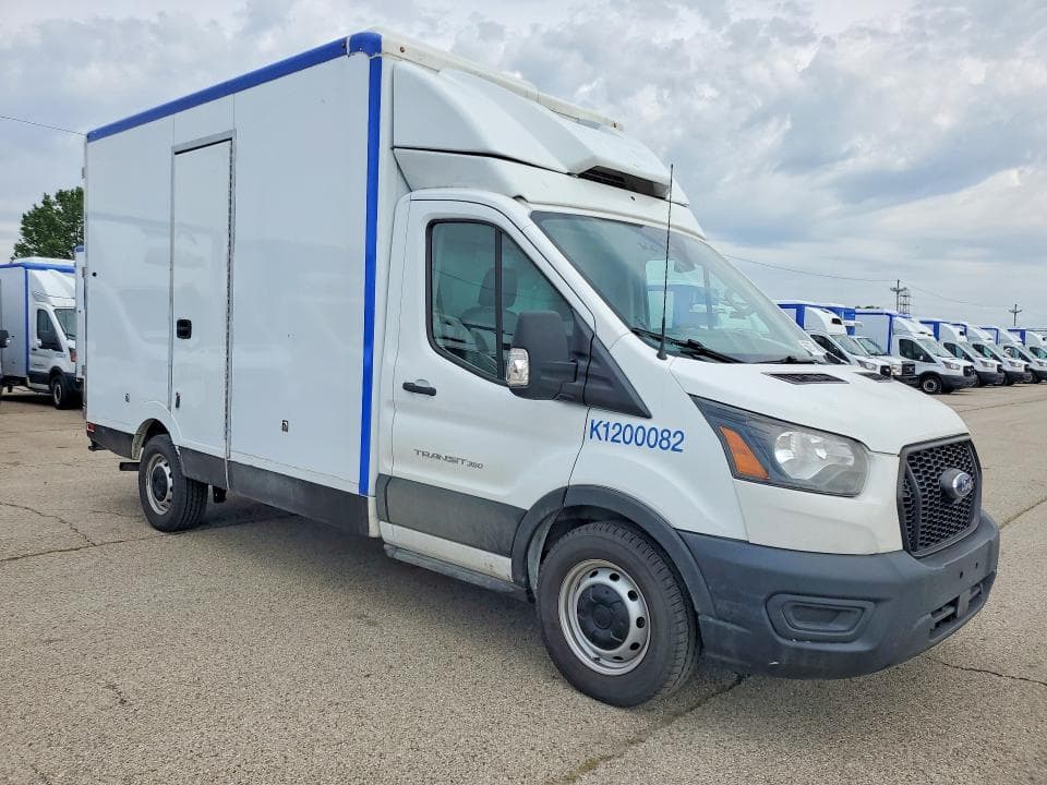 2020 FORD TRANSIT DELIVERY TRUCK 4