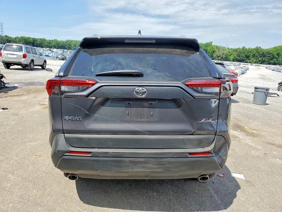 2025 TOYOTA RAV4 XLE PREMIUM XLE PREMIUM 6