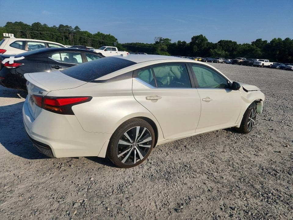 2019 NISSAN ALTIMA SR SR 3