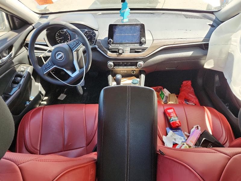 2023 NISSAN ALTIMA SV 8