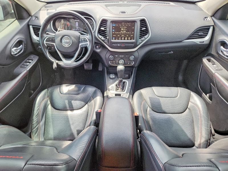 2016 JEEP CHEROKEE TRAILHAWK 8