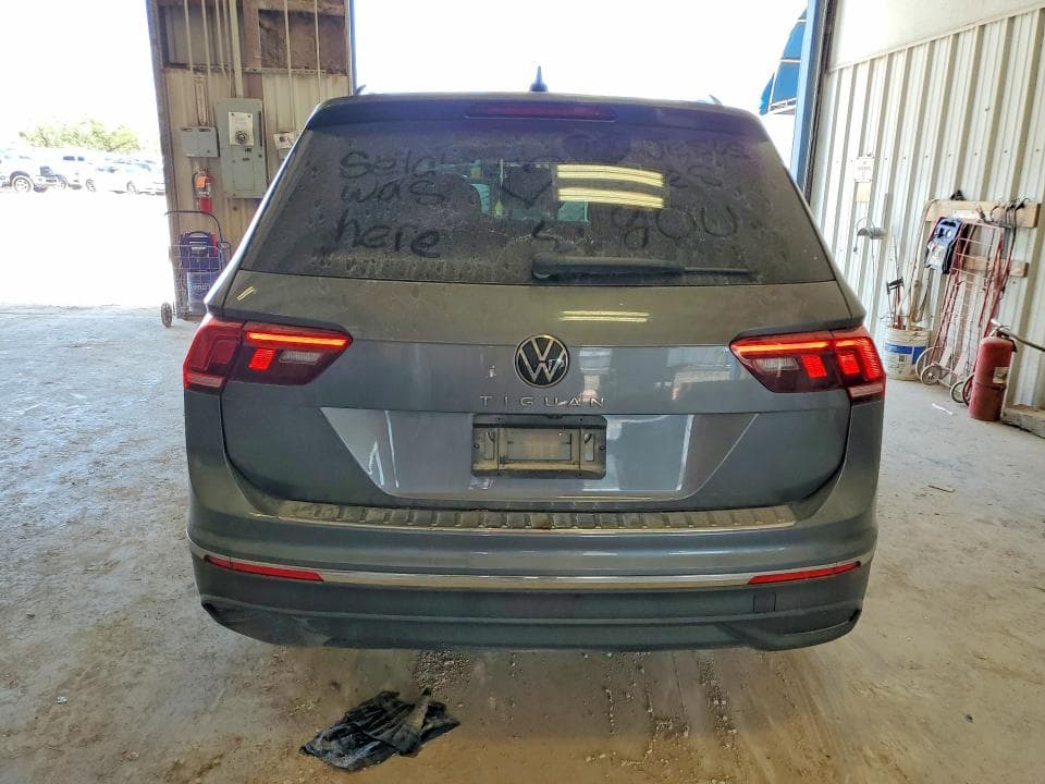 2023 VOLKSWAGEN TIGUAN S 6