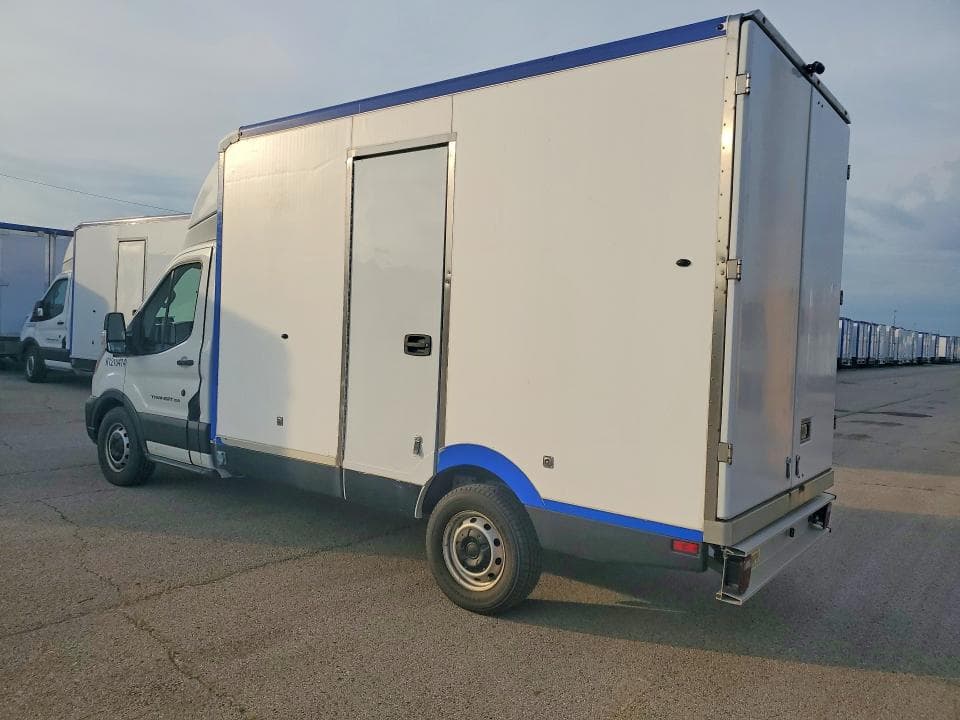 2022 FORD TRANSIT DELIVERY TRUCK 2