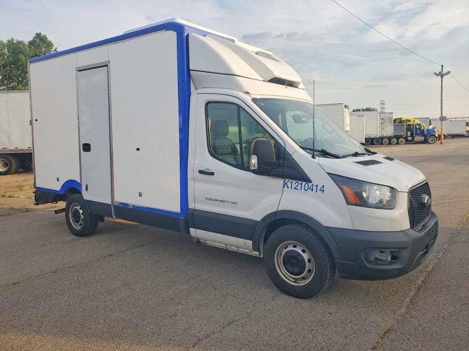 2022 FORD TRANSIT DELIVERY TRUCK 4
