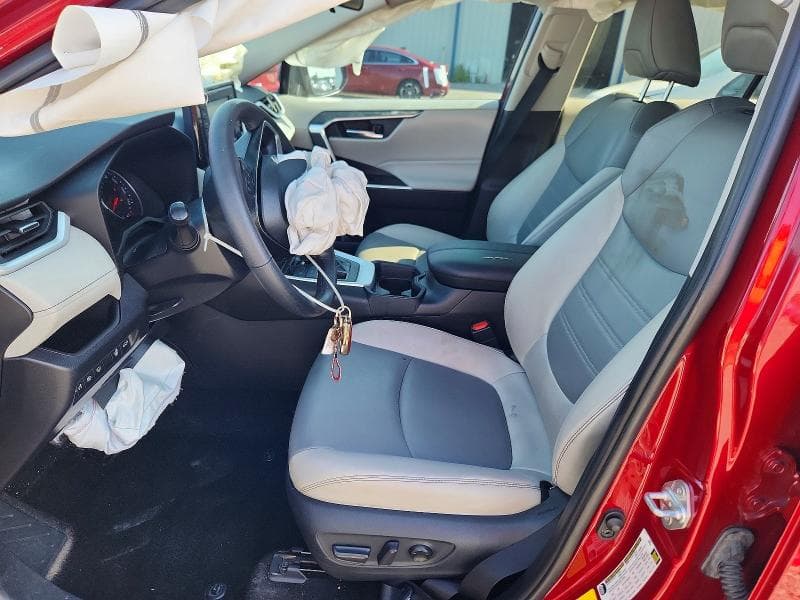 2020 TOYOTA RAV4 XLE PREMIUM 7