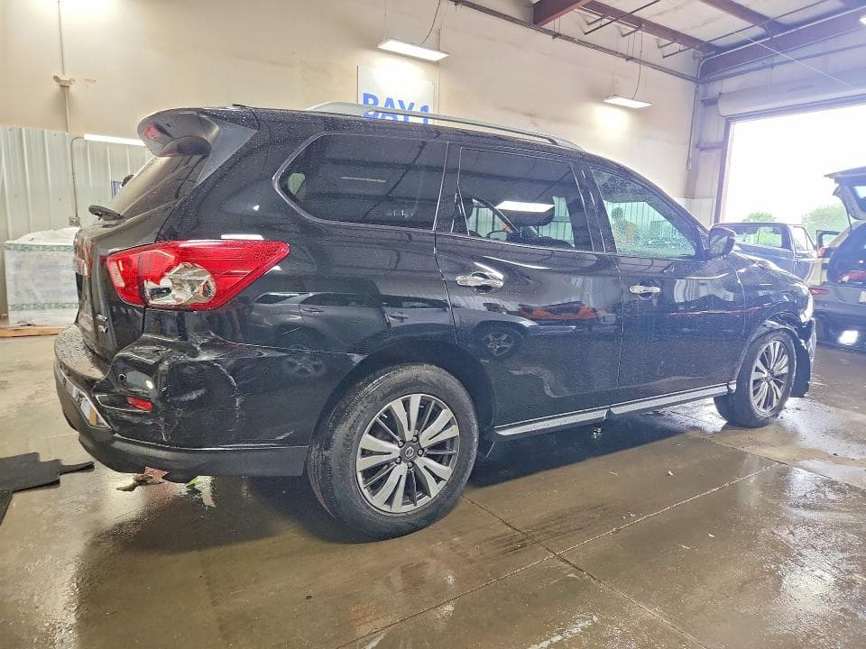 2019 NISSAN PATHFINDER SV 3