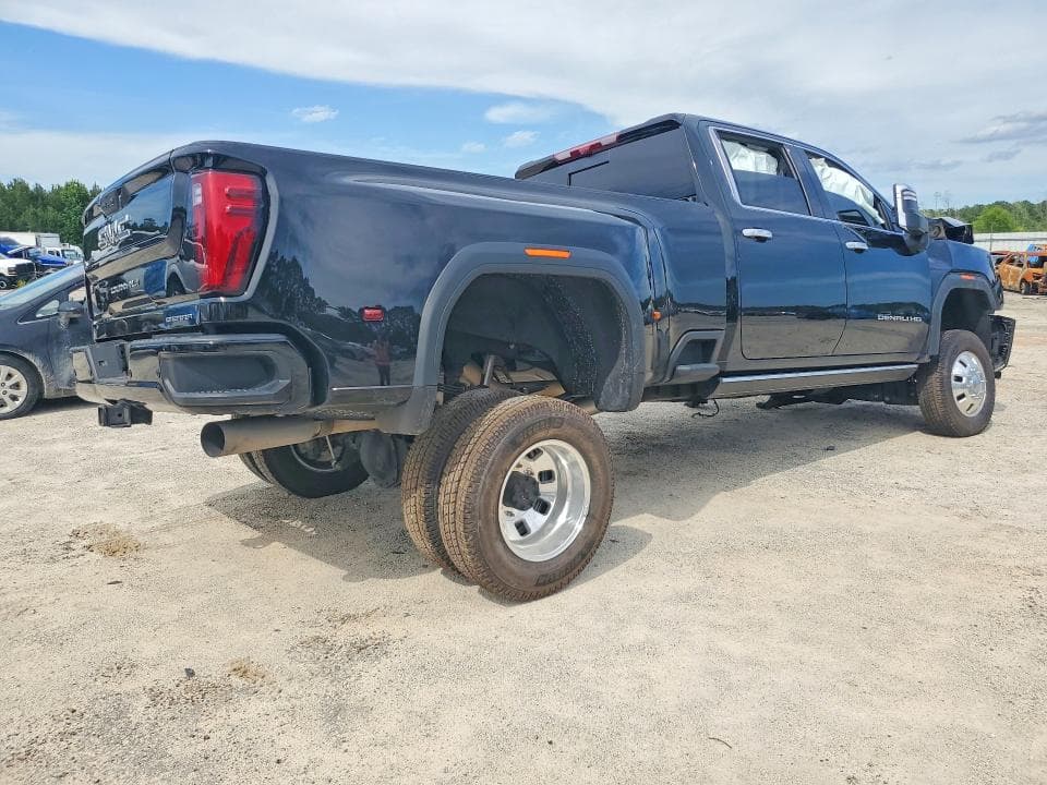 2025 GMC SIERRA K3500 DENALI ULTIMATE 3