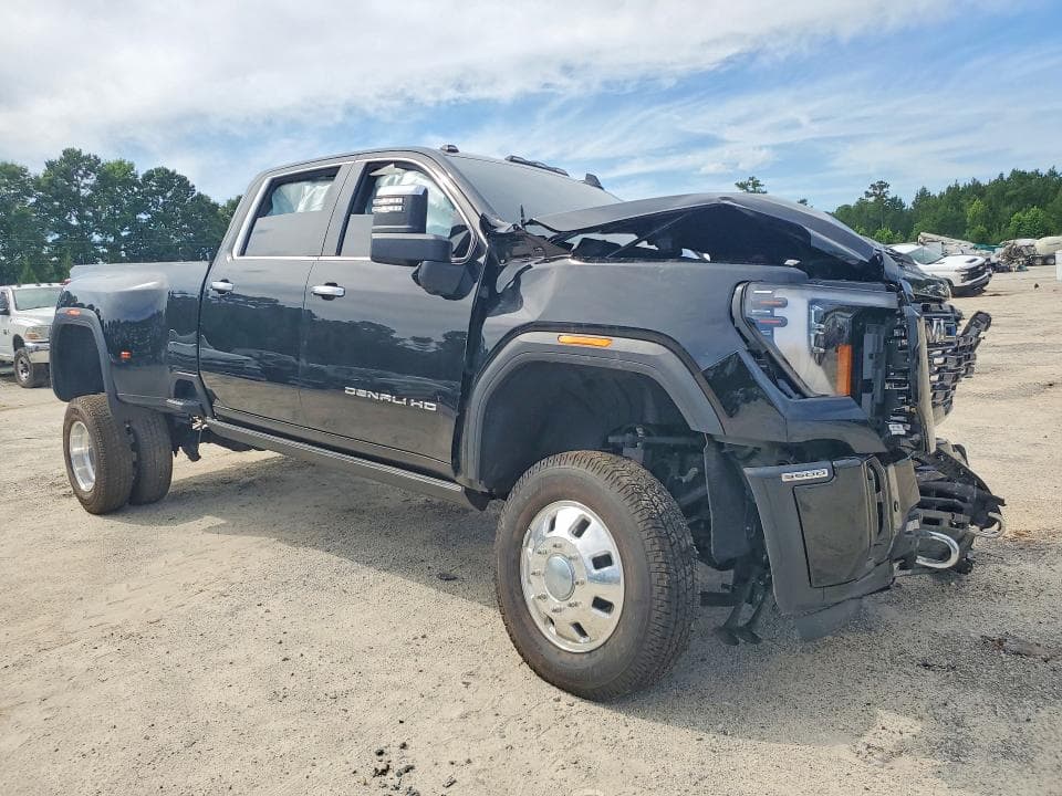 2025 GMC SIERRA K3500 DENALI ULTIMATE 4