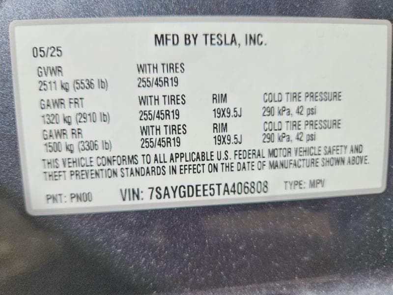 2026 TESLA MODEL Y 13