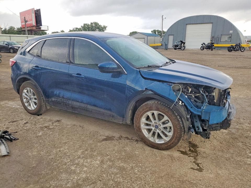 2020 FORD ESCAPE SE SE 4