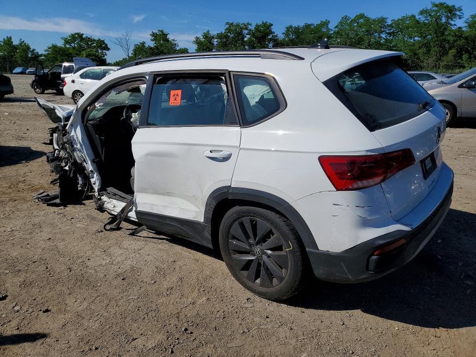 2024 VOLKSWAGEN TAOS S 2