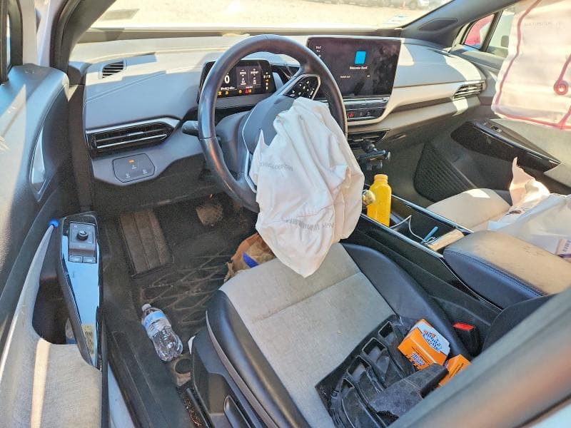 2023 VOLKSWAGEN ID.4 PRO 8