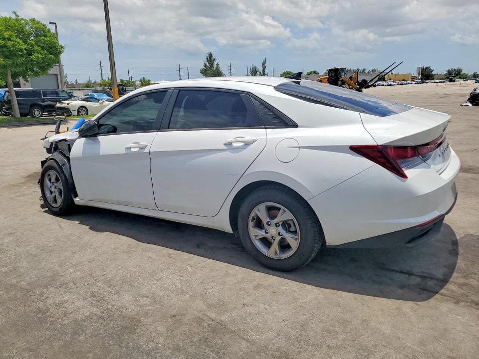 2021 HYUNDAI ELANTRA SE 2
