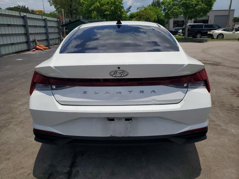 2021 HYUNDAI ELANTRA SE 6
