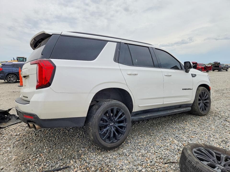 2022 GMC YUKON DENALI 3