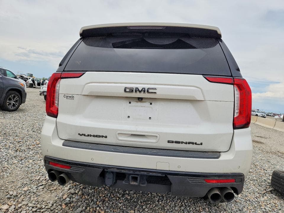 2022 GMC YUKON DENALI 6