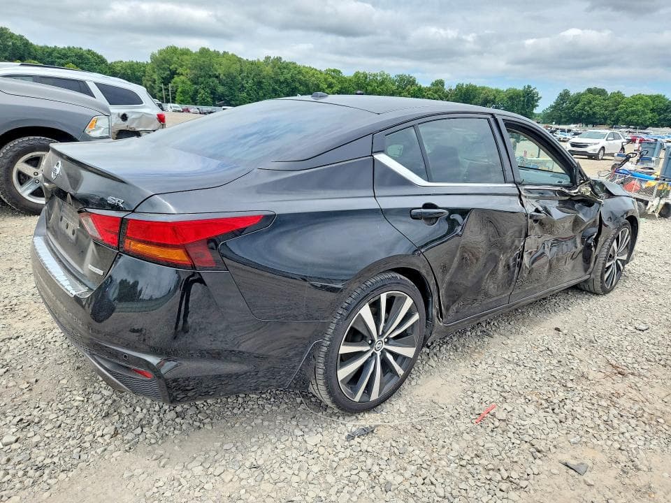 2021 NISSAN ALTIMA SR SR 3