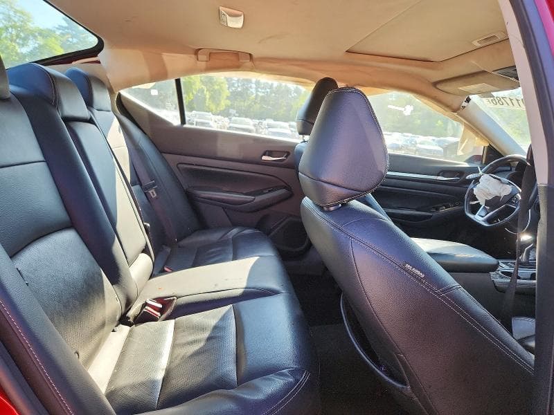 2023 NISSAN ALTIMA SL 10