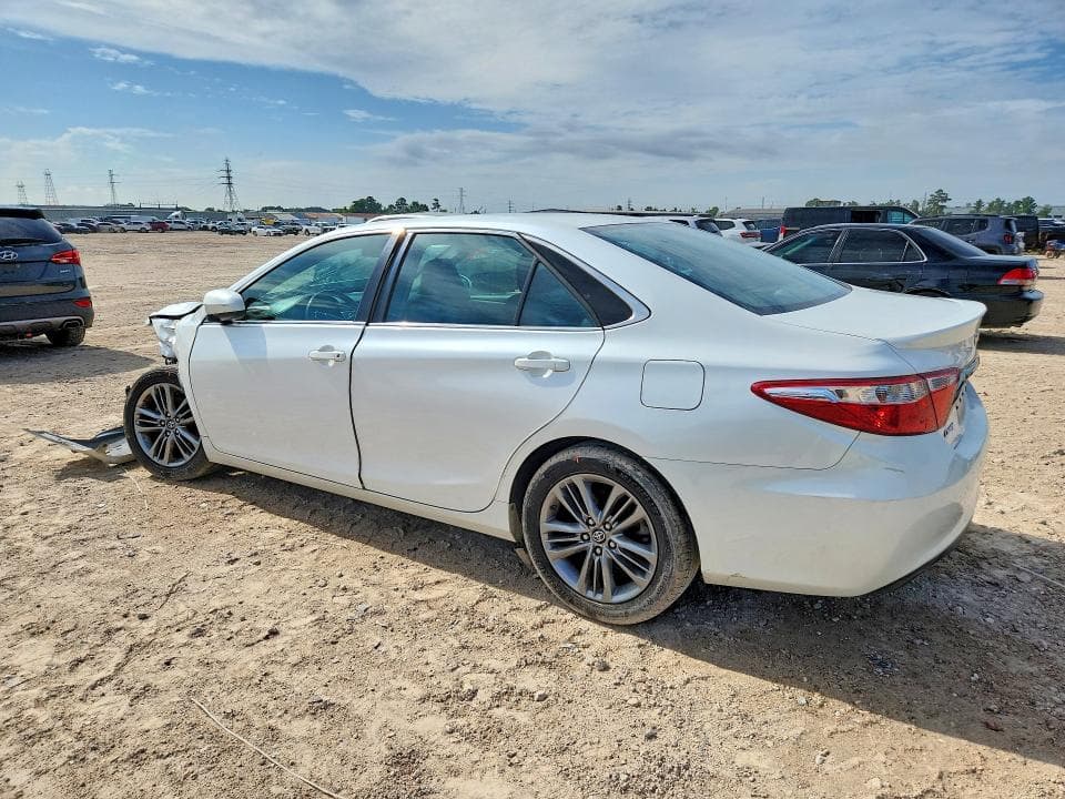 2017 TOYOTA CAMRY SE SE 2