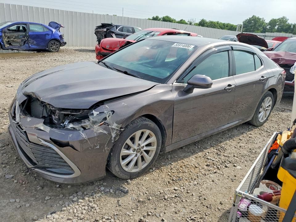 2022 TOYOTA CAMRY LE - 1