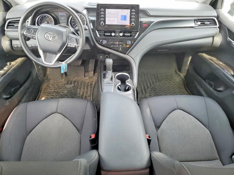 2022 TOYOTA CAMRY LE 8