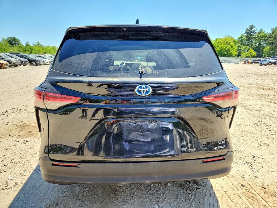 2021 TOYOTA SIENNA LE LE 6