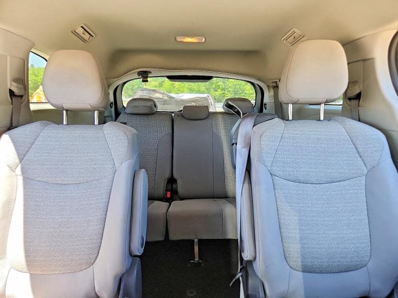 2021 TOYOTA SIENNA LE LE 10
