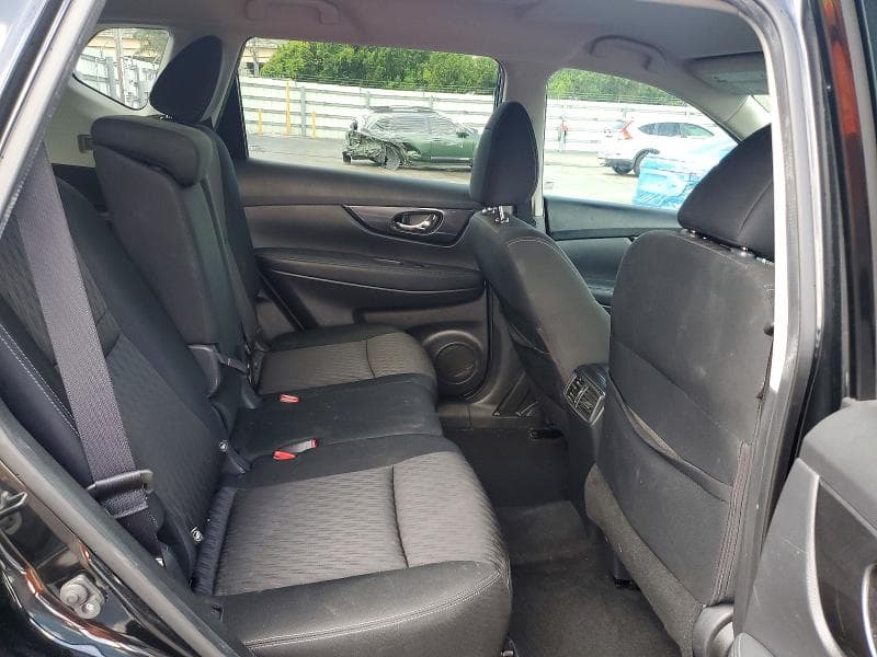2019 NISSAN ROGUE SV 11
