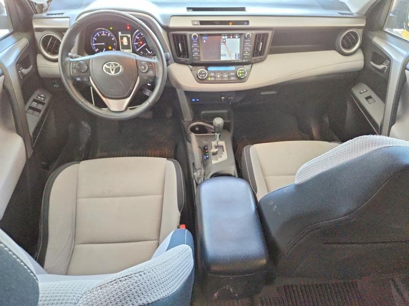 2016 TOYOTA RAV4 XLE XLE 8
