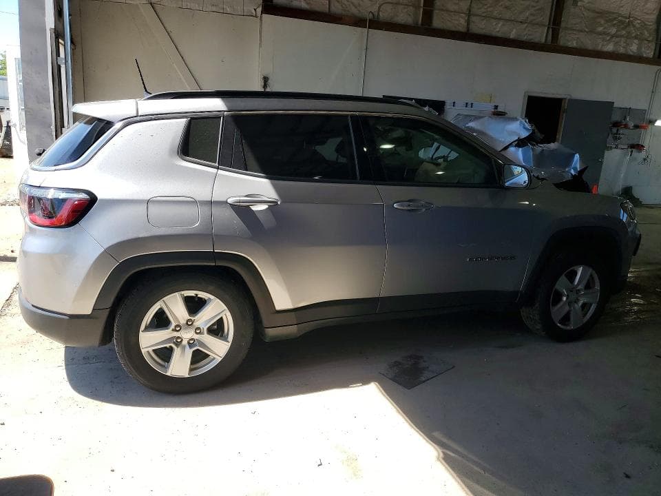 2022 JEEP COMPASS LATITUDE 3