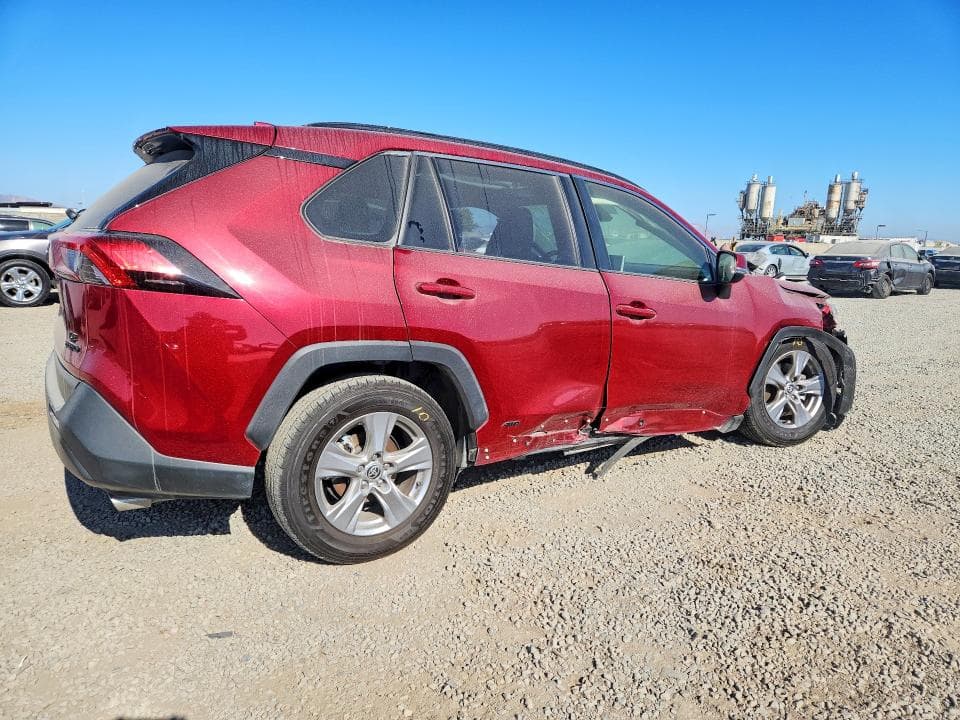2024 TOYOTA RAV4 LE LE 3