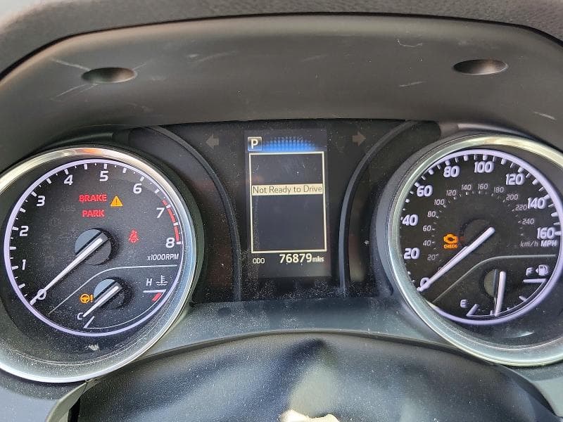 2018 TOYOTA CAMRY LE 9