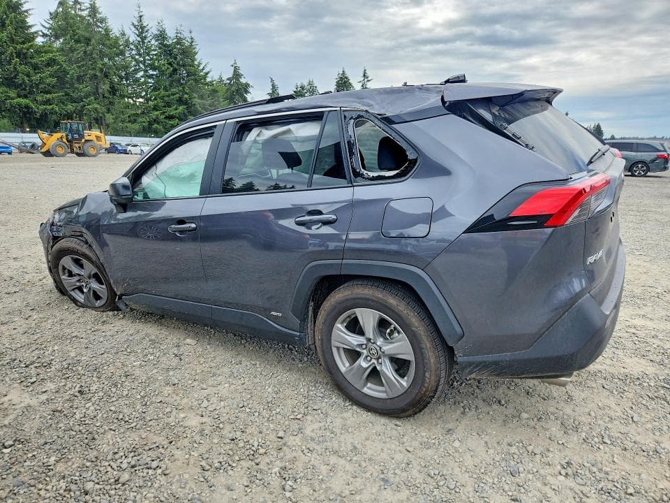 2025 TOYOTA RAV4 LE 2