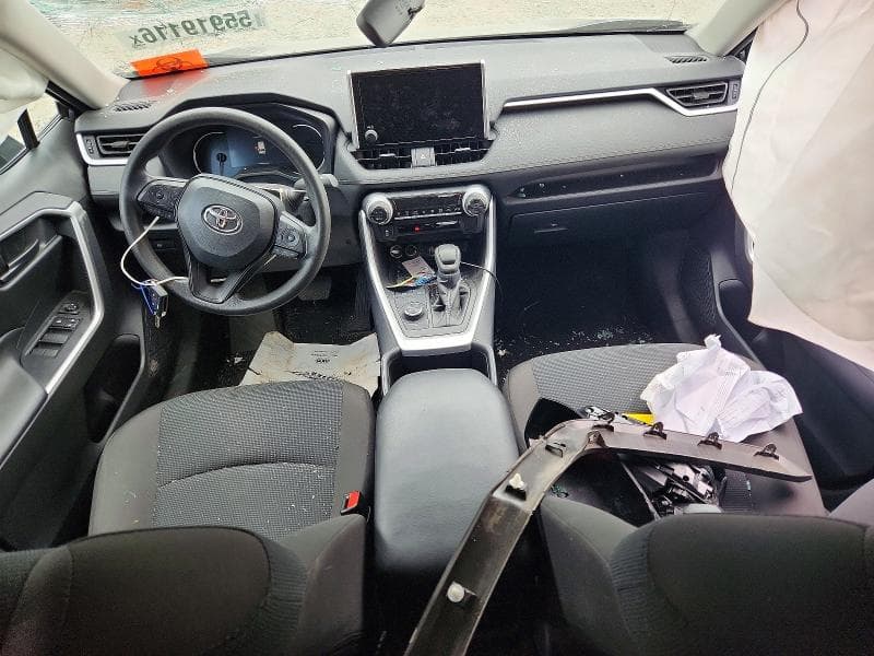 2025 TOYOTA RAV4 LE 8