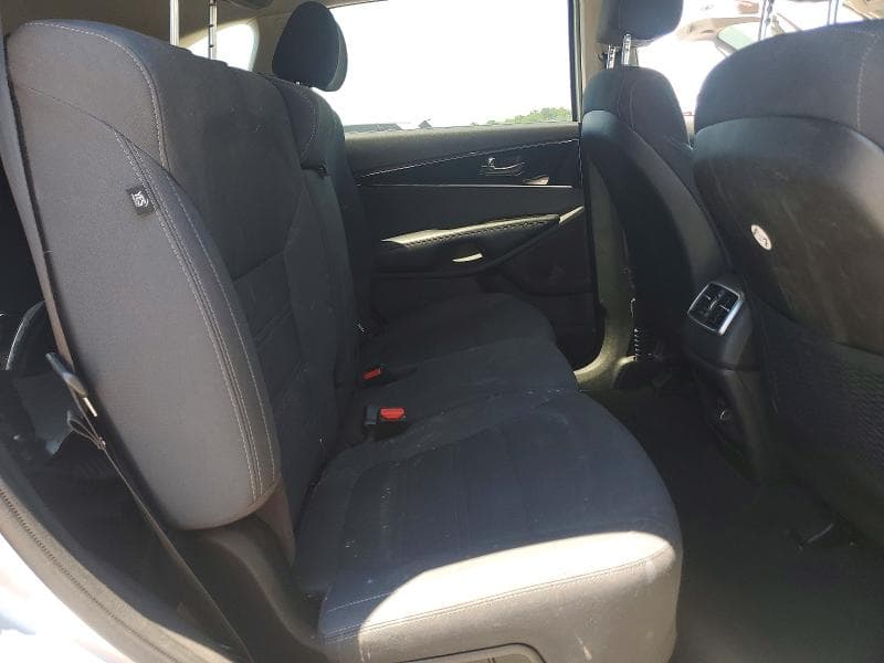 2018 KIA SORENTO L 10