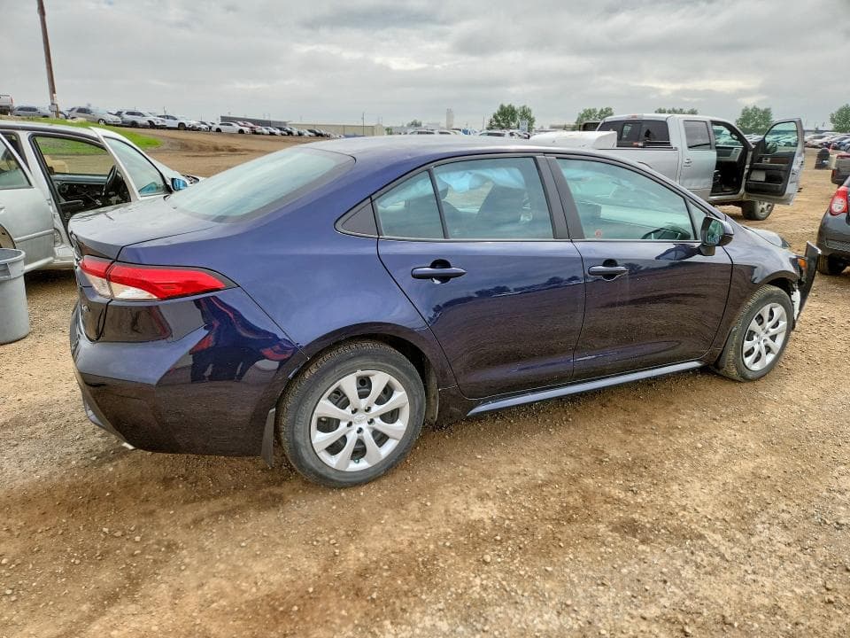 2022 TOYOTA COROLLA LE 3