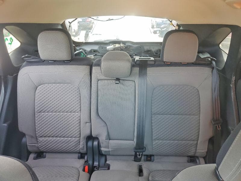 2020 FORD ESCAPE SE 10