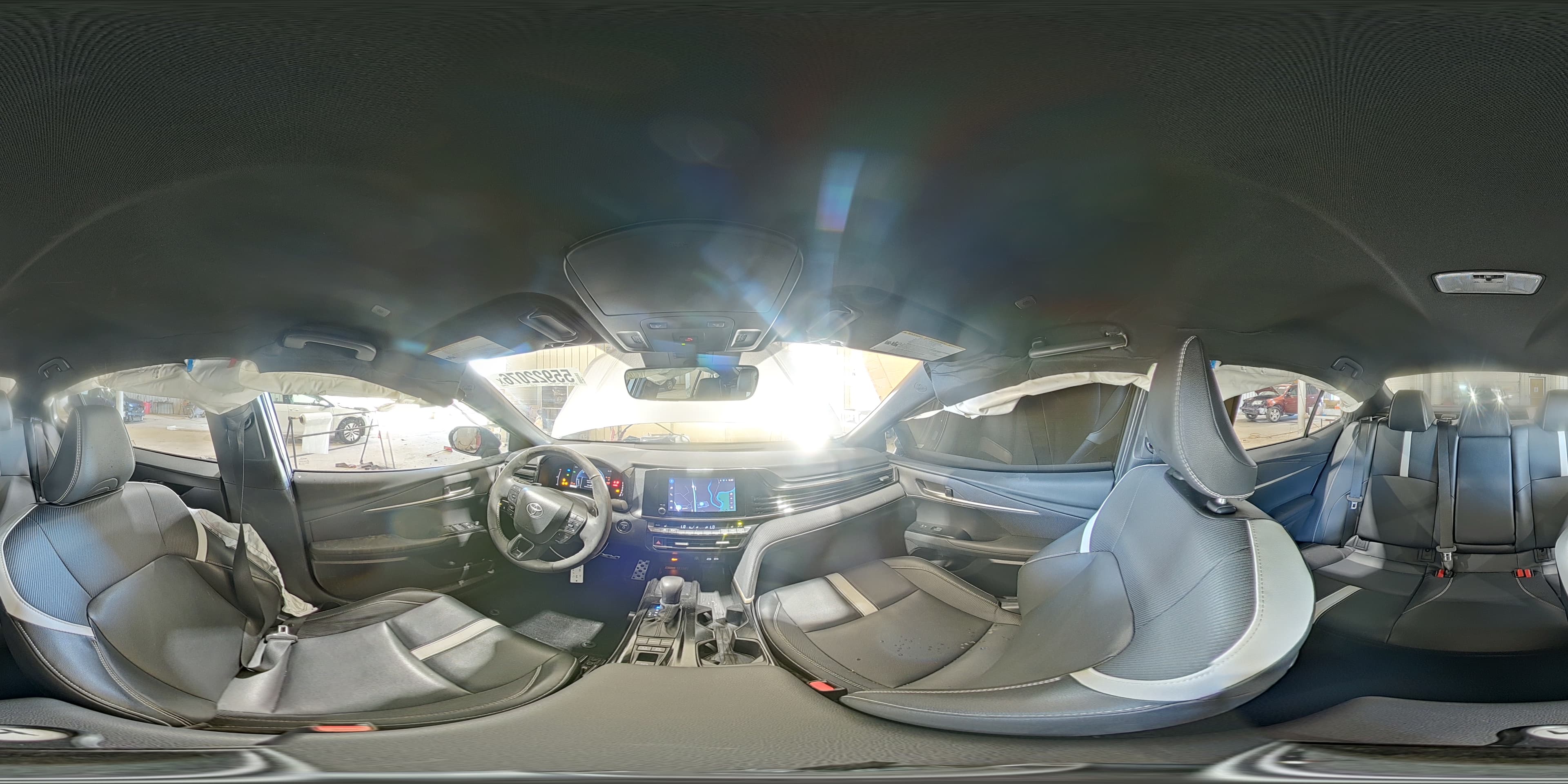 2025 TOYOTA CAMRY SE SE 14