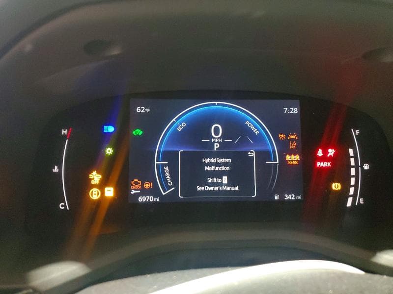 2025 TOYOTA CAMRY SE SE 9