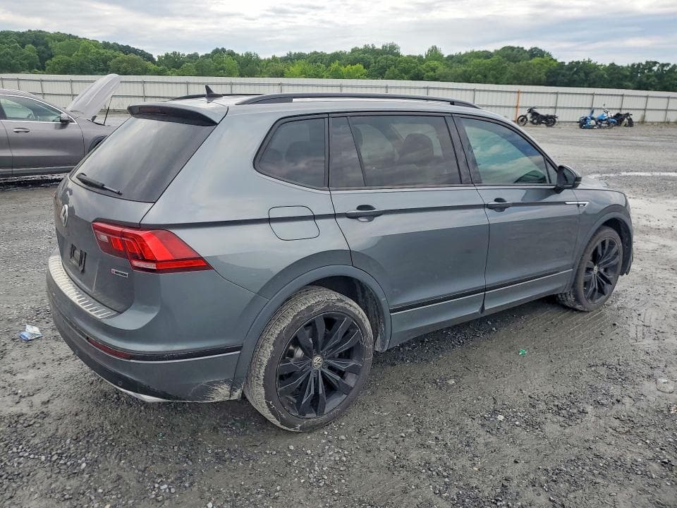 2021 VOLKSWAGEN TIGUAN SE 3