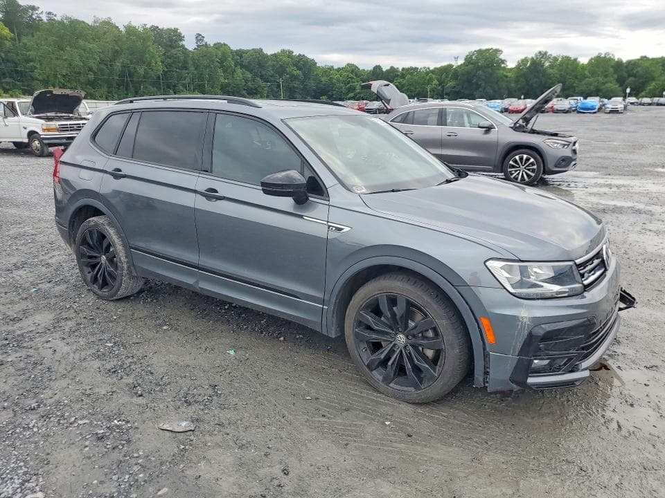 2021 VOLKSWAGEN TIGUAN SE 4