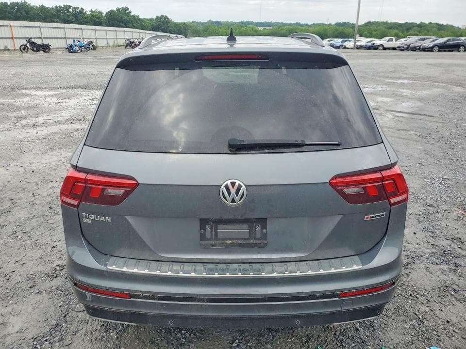 2021 VOLKSWAGEN TIGUAN SE 6