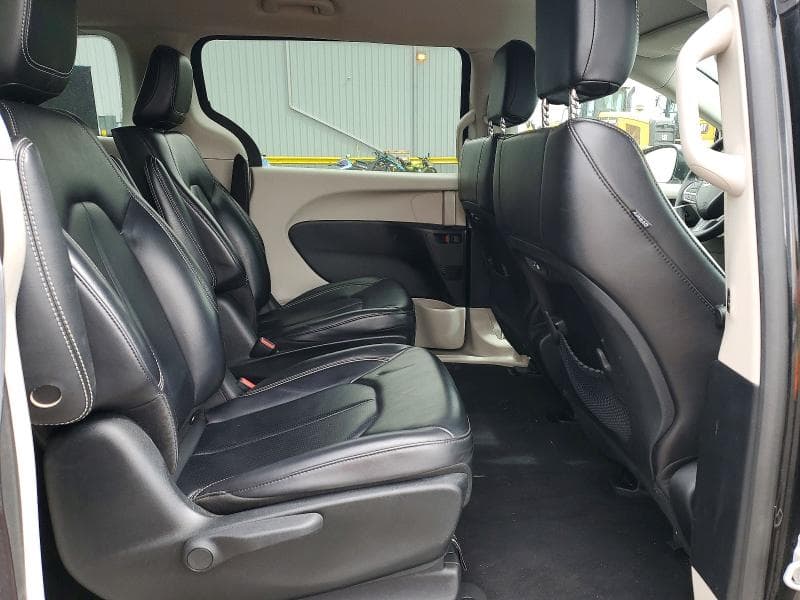 2024 CHRYSLER PACIFICA HYBRID SELECT 11