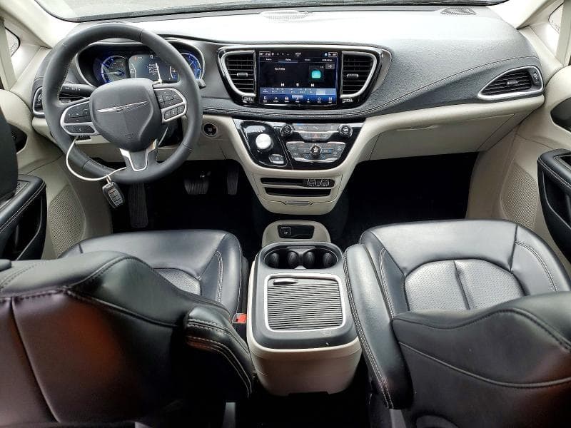 2024 CHRYSLER PACIFICA HYBRID SELECT 8
