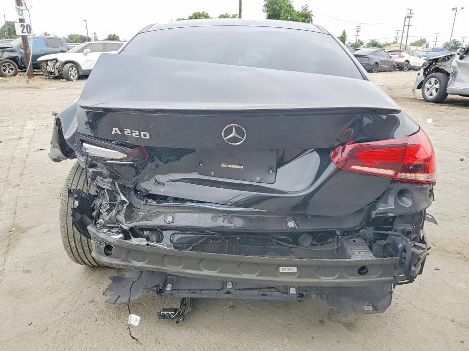 2021 MERCEDES-BENZ A-CLASS A220 6