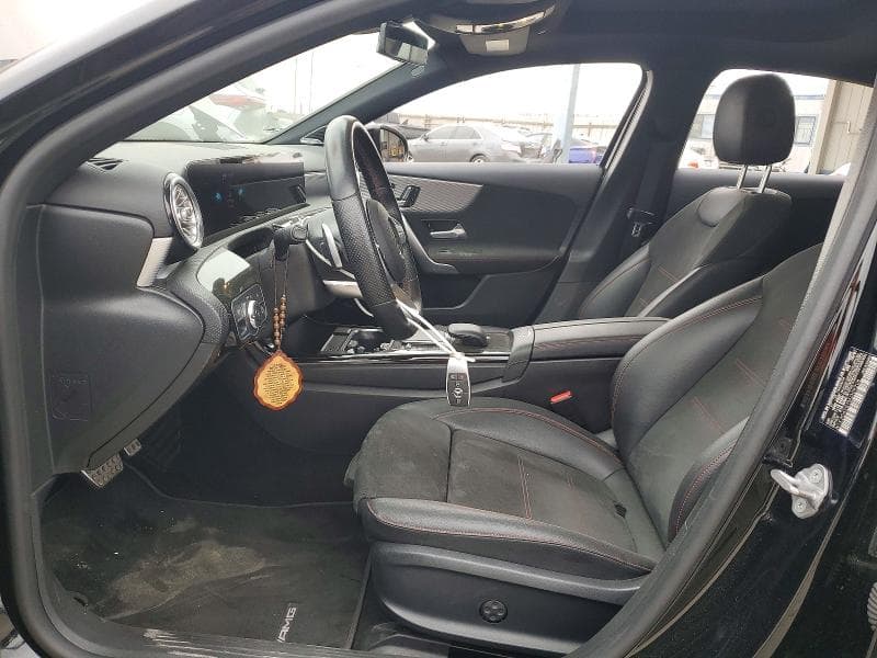 2021 MERCEDES-BENZ A-CLASS A220 7