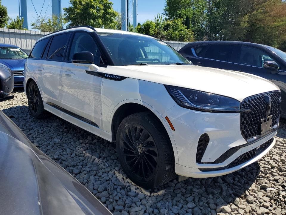 2025 LINCOLN AVIATOR RESERVE 4